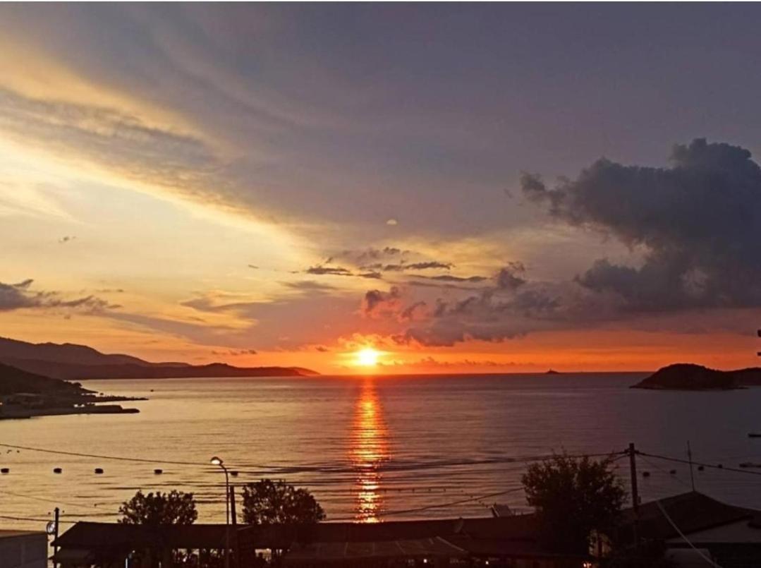 Blue Hotel คซามิล ภายนอก รูปภาพ